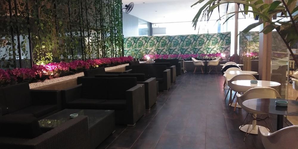 The Premiere Hotel Pekanbaru Dış mekan fotoğraf