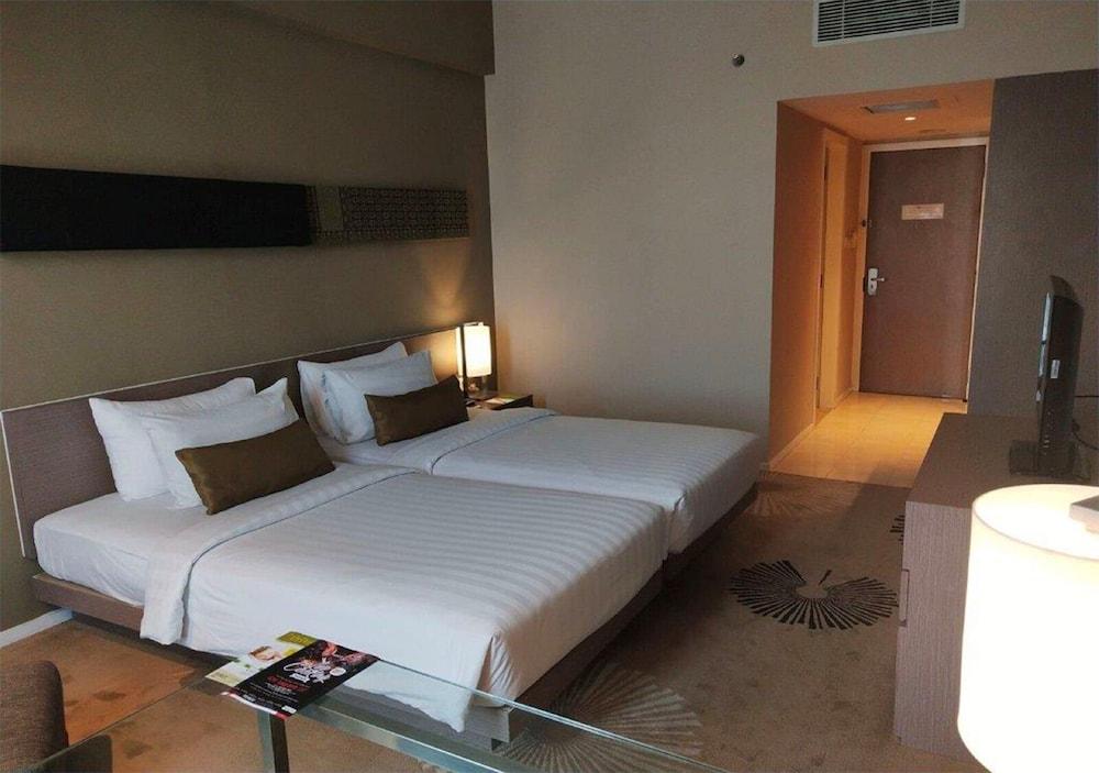 The Premiere Hotel Pekanbaru Dış mekan fotoğraf