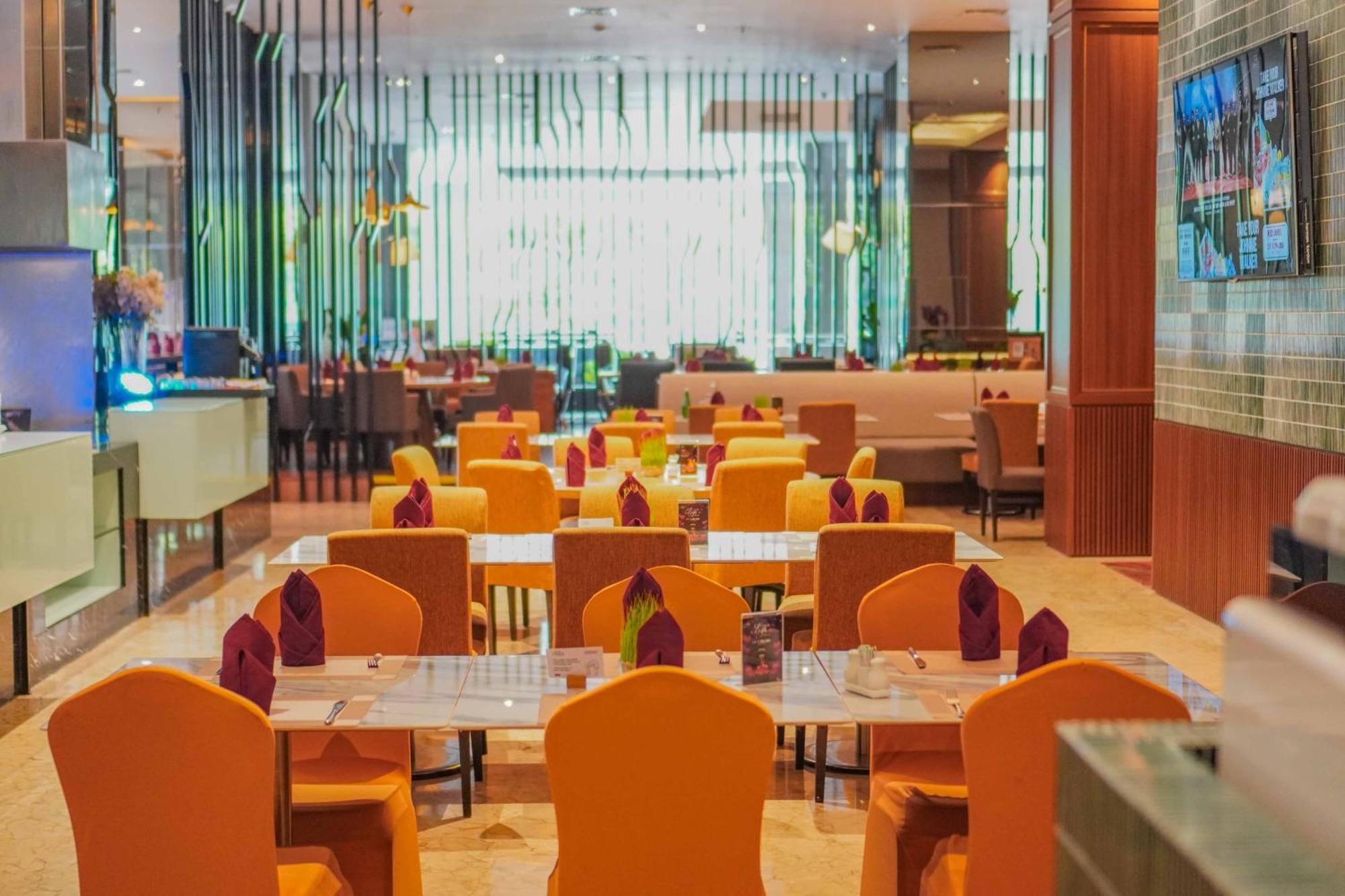 The Premiere Hotel Pekanbaru Dış mekan fotoğraf