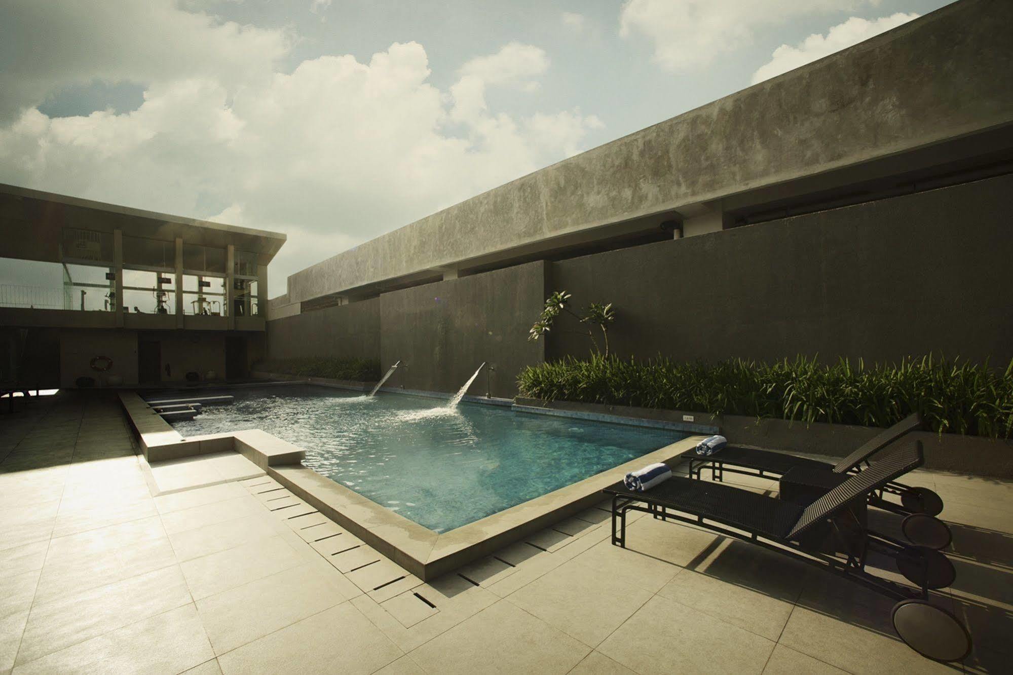 The Premiere Hotel Pekanbaru Dış mekan fotoğraf