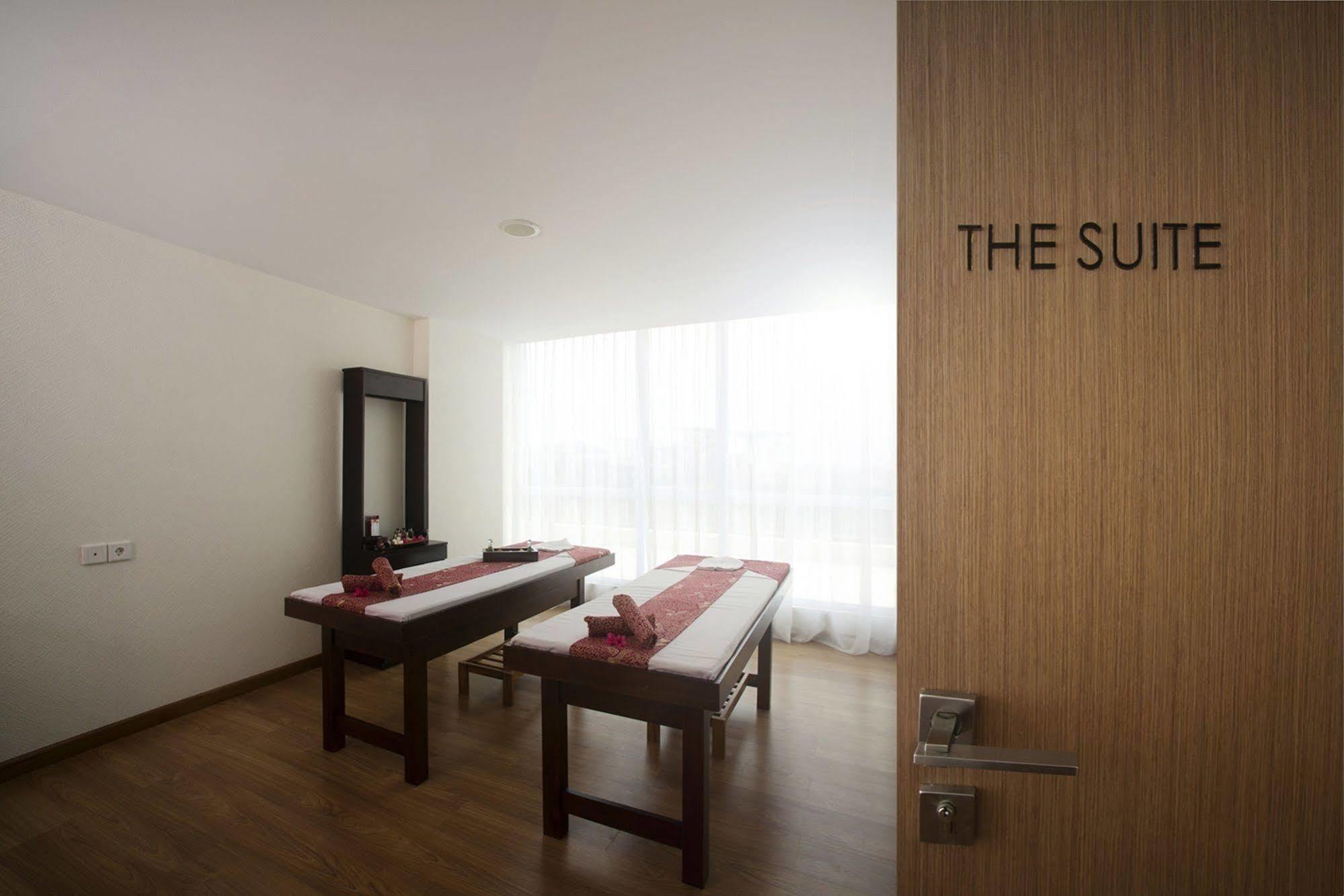 The Premiere Hotel Pekanbaru Dış mekan fotoğraf